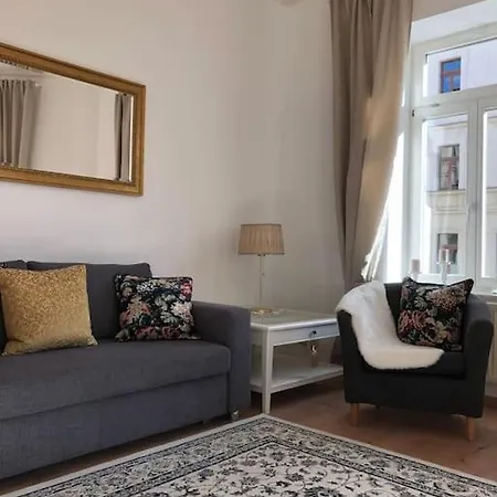 Apartment Gruenderzeitwohnung In Beliebter Suedvorstadt